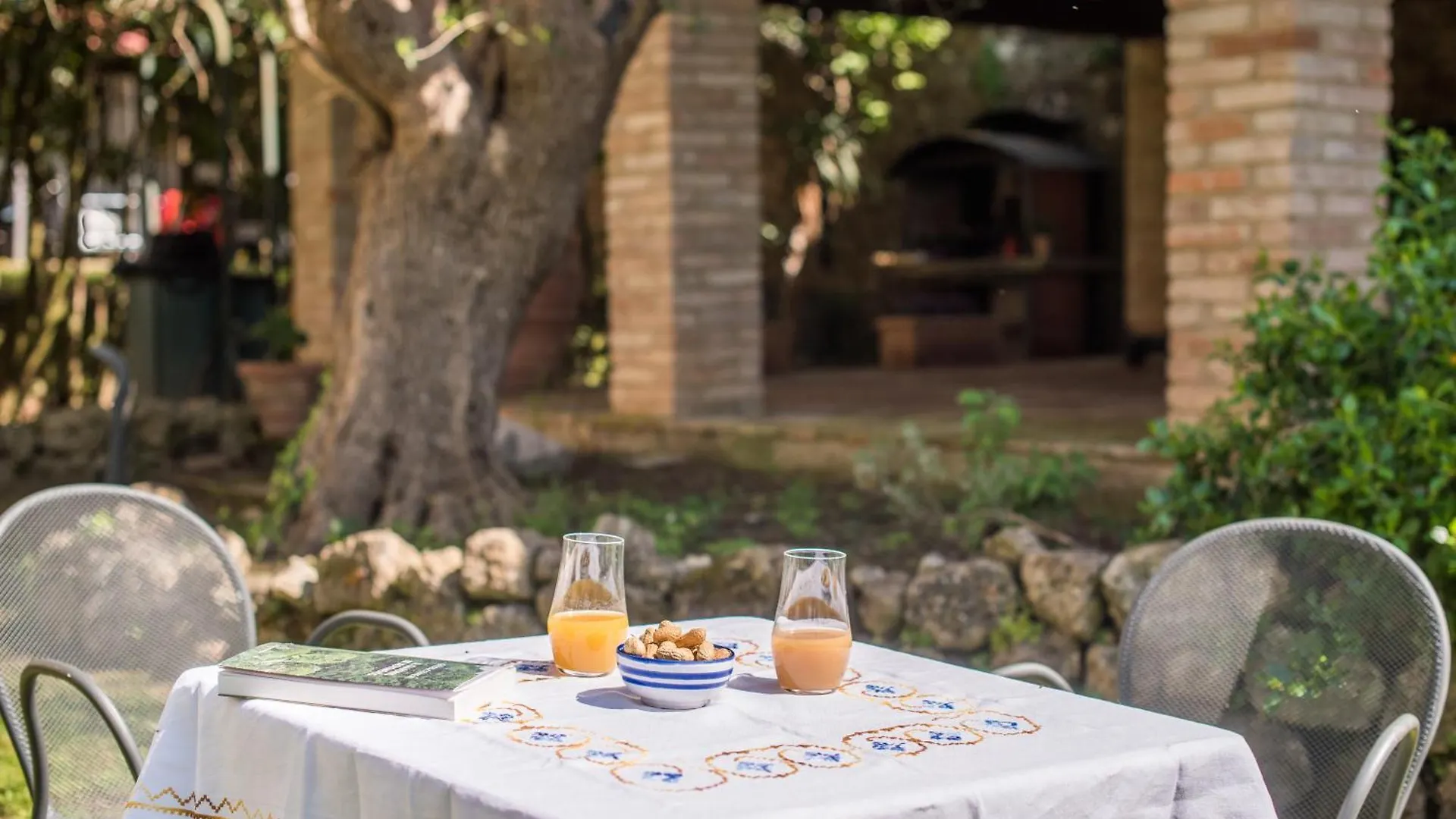 Smallville Sovicille Bed & Breakfast